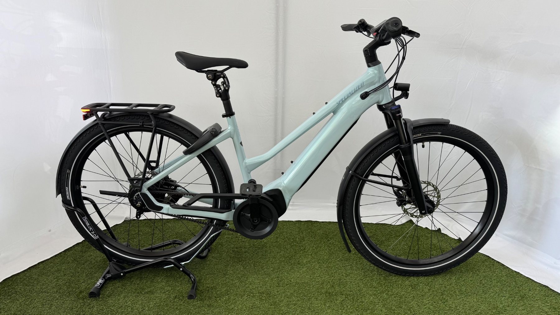 Touren- und Alltags-E-Bike